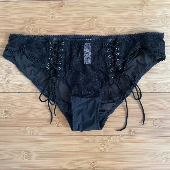 Vtg Victoria’s Secret Lace Up Panty - Picture 6 of 13